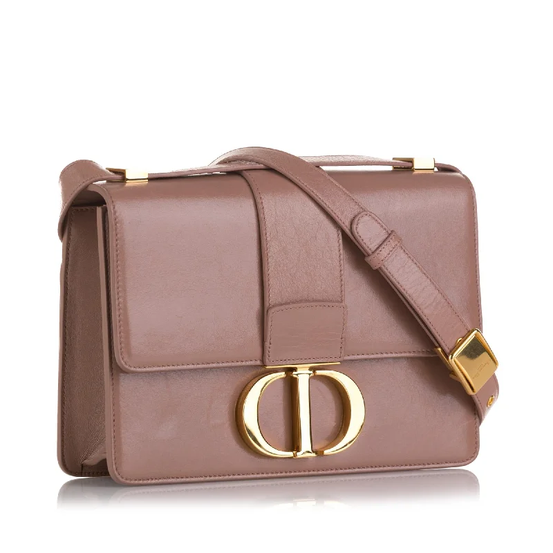 Dior: A Tradition of Excellence in HandbagsDior 30 Montaigne Flap Bag (DWK3C7)