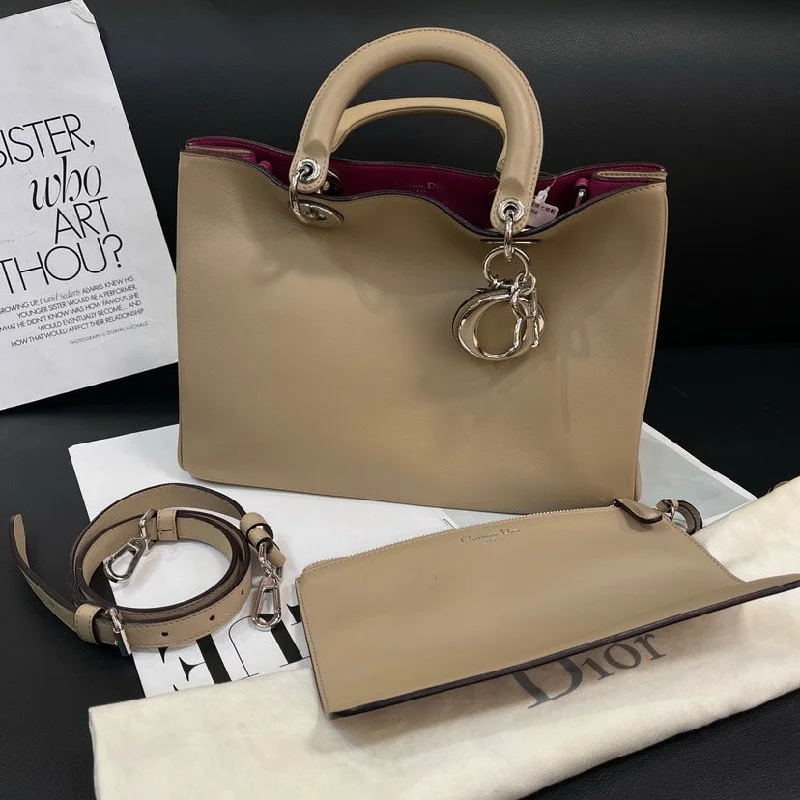 Must-Have Dior Bags for Fashion AficionadosDior Milk Tea Color VIP Single Shoulder Bag