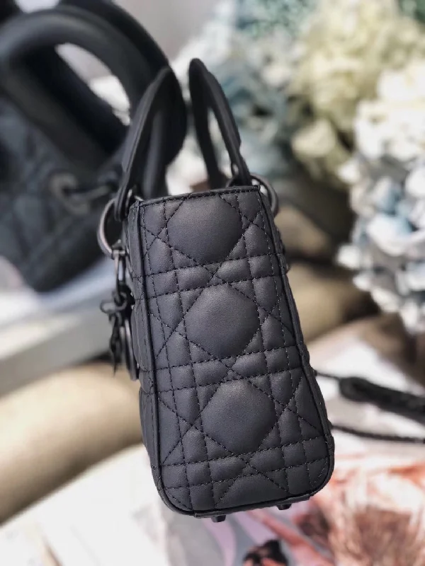 True Luxury: Dior BagsDior Lady Dior Mini Chain So Black Bag