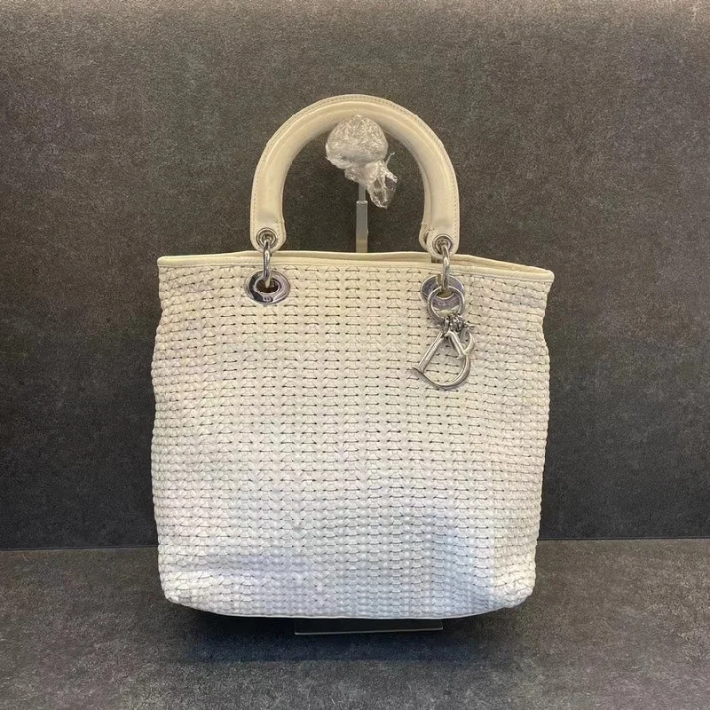 Dior’s Timeless Leather Bags – Crafted for YouDior White Woven Leather Cannage Tote Bag Medium