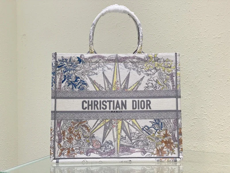 Sophisticated and Refined: Dior BagsChristian Dior Bag