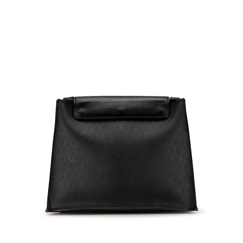 Dior: The Epitome of Timeless StyleDior Honeycomb Shoulder Bag