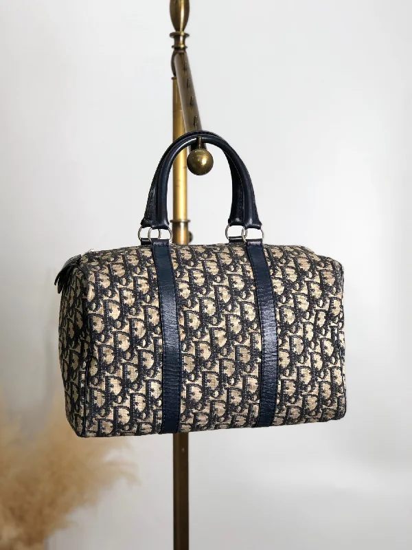 Chic and Sophisticated: Dior’s Finest BagsChristian Dior Handbag Boston bag Navy Vintage 5hudke