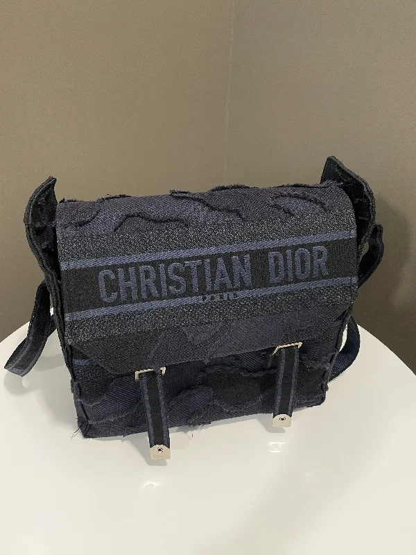 Iconic Elegance in Every Dior BagDior Diorcamp Bag Navy