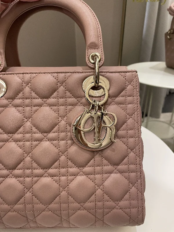 Luxury That Speaks: Dior BagsDior Classic Lady Dior Bag Nude Lambskin