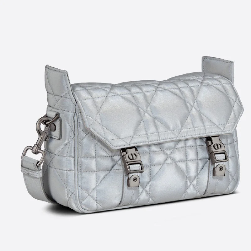 Unleash Your Inner Diva with Dior BagsSMALL DIORCAMP BAG