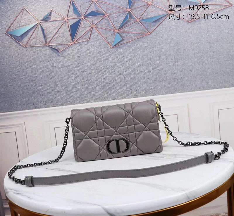 Uncompromising Elegance: Dior BagsChristian Dior Bag