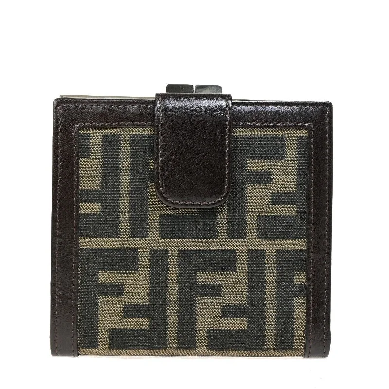 Fendi Chevron Quilted Bag -Fendi Zucca  Canvas Wallet  (Pre-Owned)