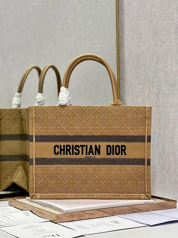 Add a Touch of Dior to Your WardrobeChristian Dior Bag