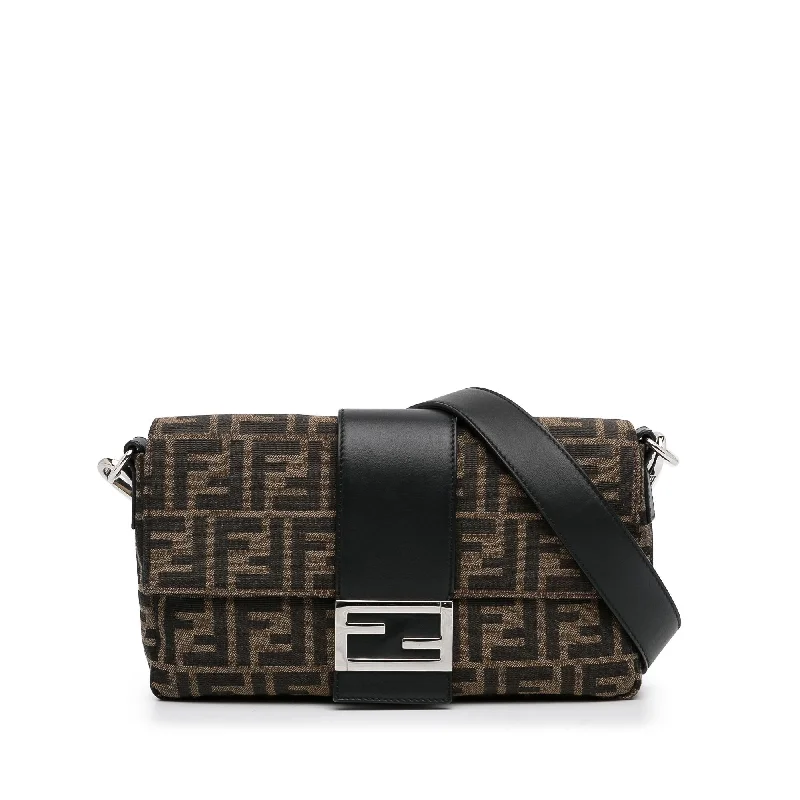 Fendi Vintage Collector’s Item -Fendi Zucca Convertible Baguette (SHG-WRDjBT)