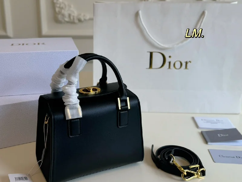 Dior Bags: Your Passport to LuxuryDior new BOSTON Boston handbag black white