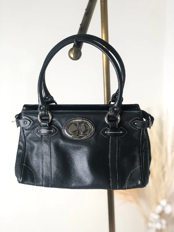 Designer Perfection: Dior HandbagsChristian Dior CD Logo Leather Handbag Black Vintage skmydh