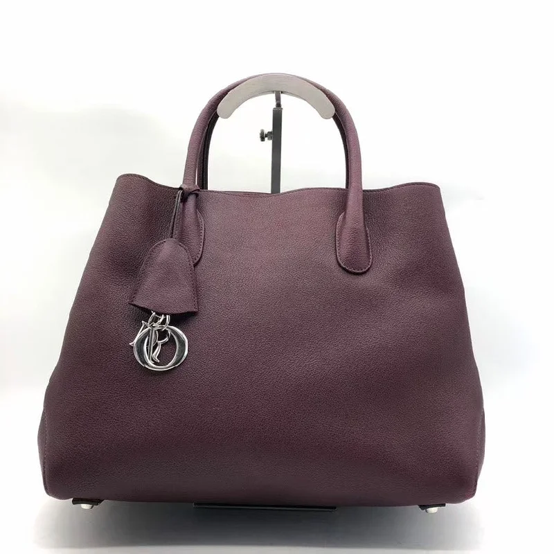 Timeless Style with Dior’s Latest BagsDior Burgundy Leather Tote Bag Medium