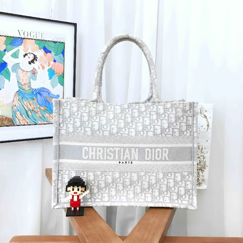 Luxury, Redefined: Dior Bags for Every OccasionDior Book Tote Bag