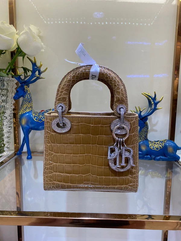 The Ultimate in Designer Fashion: Dior BagsChristian Dior Bag