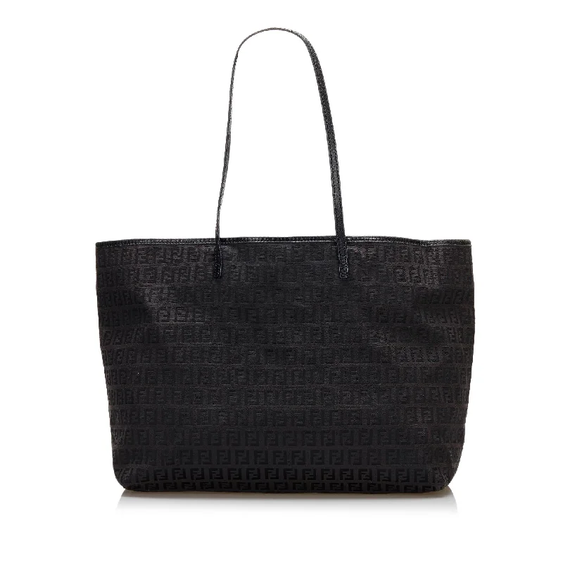 Fendi Timeless Parisian Style -Fendi Zucchino Roll Tote