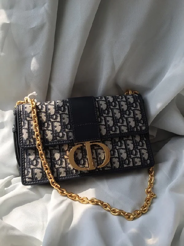 Transform Your Style with a Dior BagC.DIOR 30 MONTAIGNE CHAIN BAG Blue Dior Oblique Jacquard