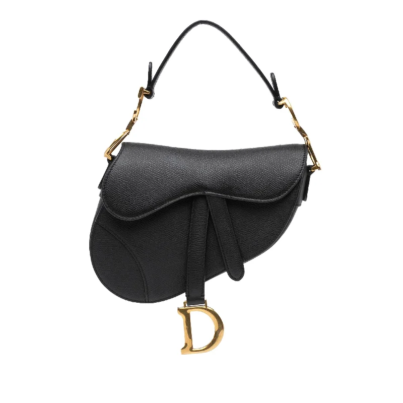 Sophisticated and Refined: Dior BagsDior Mini Leather Saddle (SHG-UwetWp)