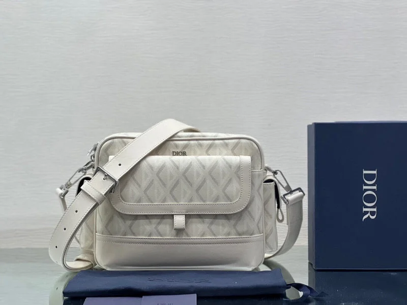 Modern Glamour with Dior HandbagsChristian Dior Bag