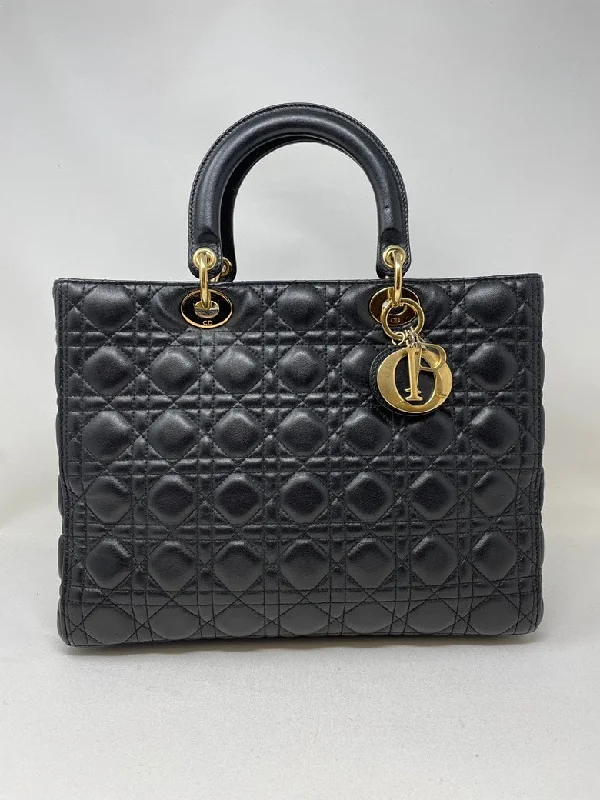 Fashion Forward with Dior’s Latest HandbagsDior Black Leather Seven Squares Shoulder Bag Medium