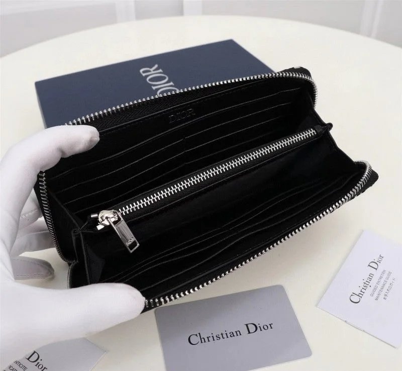 Experience Timeless Elegance with DiorChristian Dior Bag