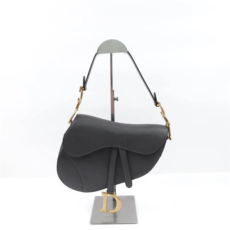 Dior: Luxury Crafted for the Modern WomanPre-owned Dior Saddle Black Calfskin Hand Bag