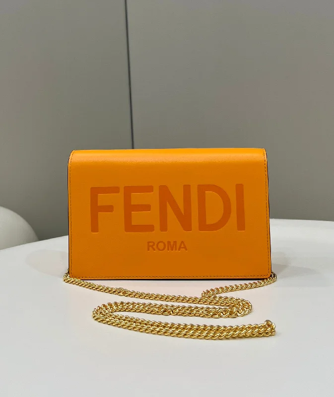 Fendi Minimalist Icon -Fendi Wallet On Chain Mini Orange Bag