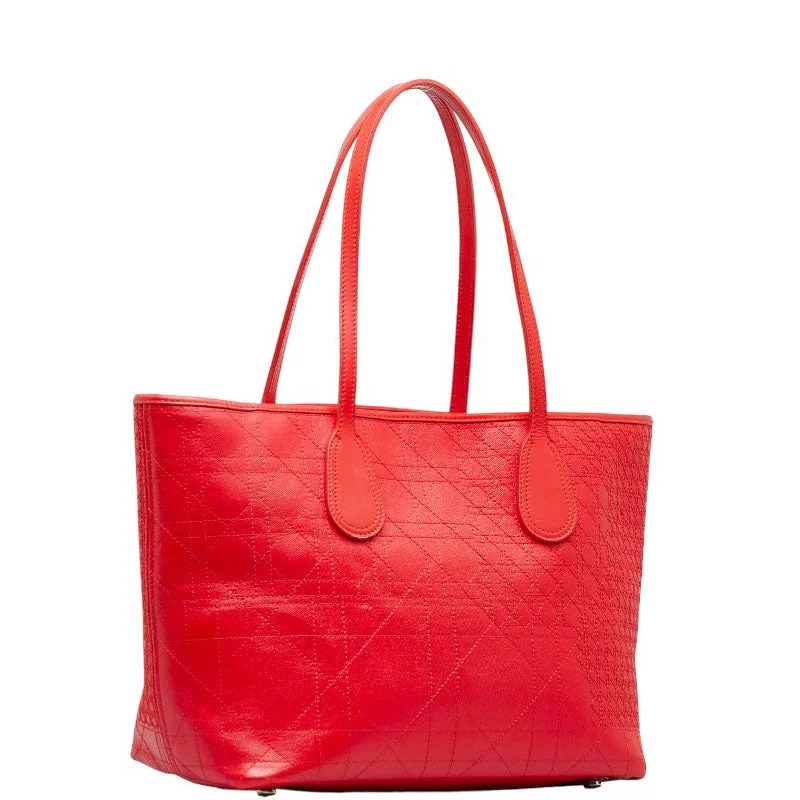 Where Craftsmanship Meets Luxury: Dior BagsDior Dior Handbags PVC/Laser Red Ladies