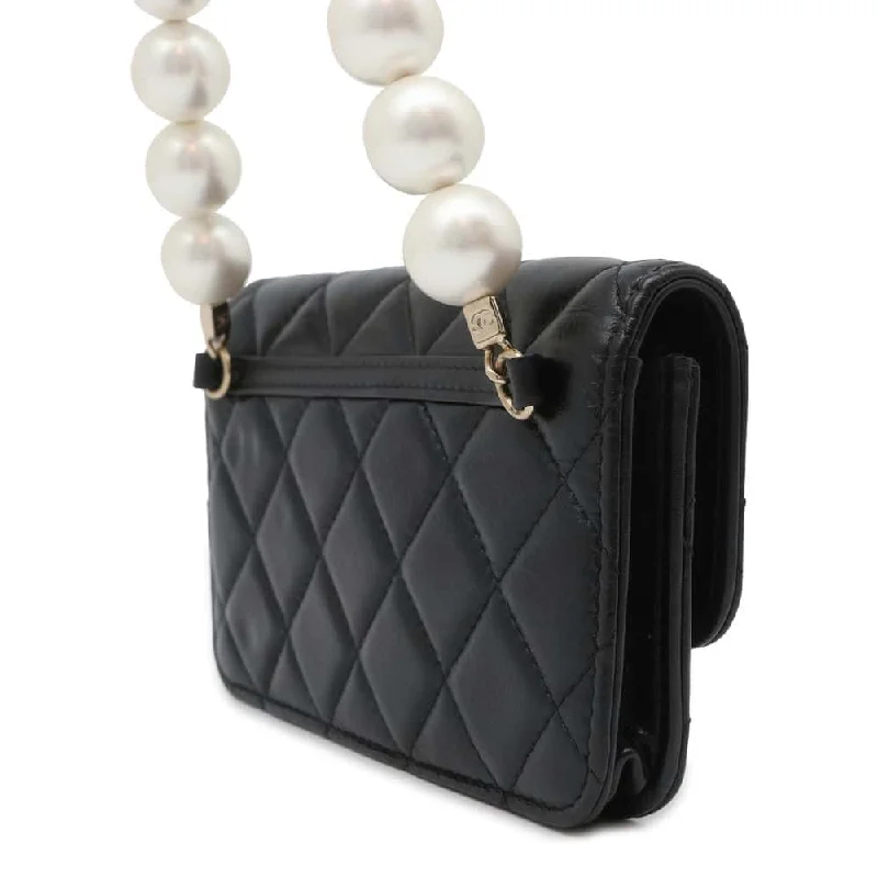 Chanel Trendy IT Bag -CHANEL matelasse pearl chain wallet Black AP1839 Lambskin