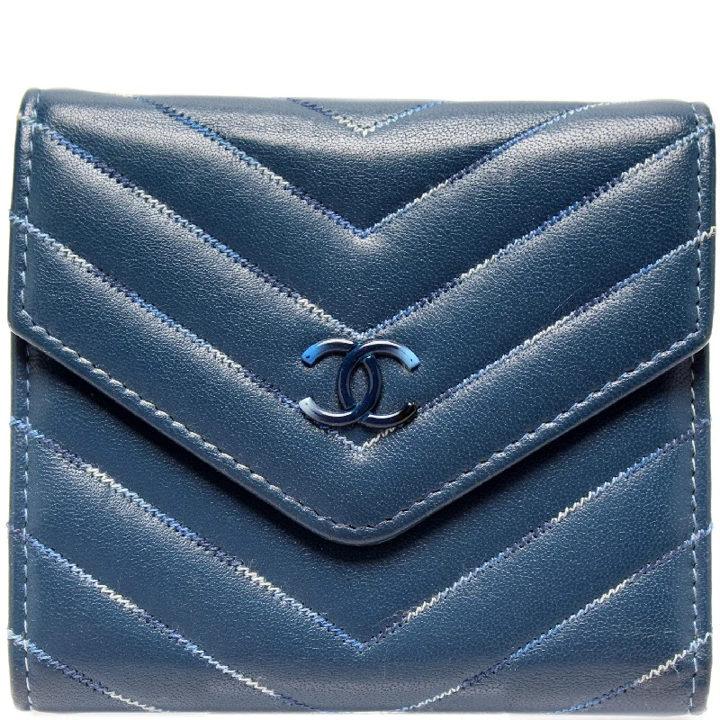 Chanel Luxury Statement Bag -Chanel CC Compact Wallet 24M