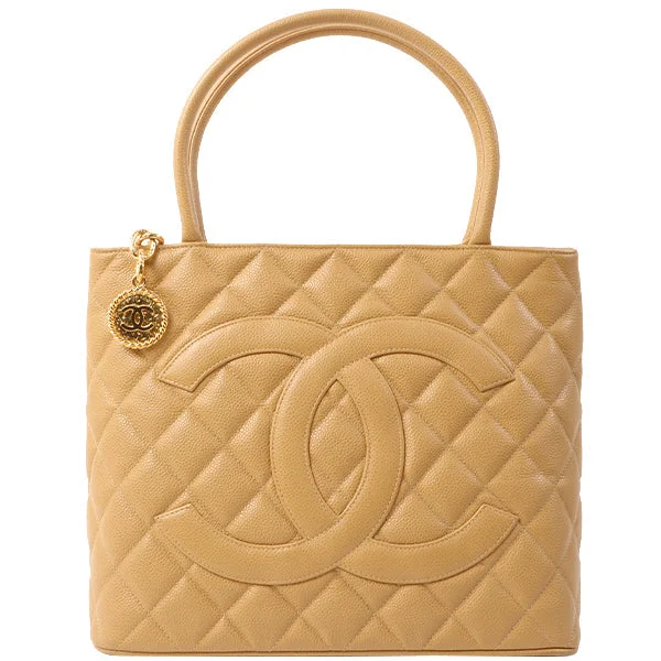 Chanel Small Yet Spacious Bag -Chanel Around 1998 Made Caviar Skin Cc Mark Stitch Tote Bag Beige