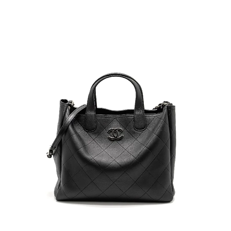 Chanel Resort Collection Bag -Chanel Hampton Tote Bag Lambskin Black SHW