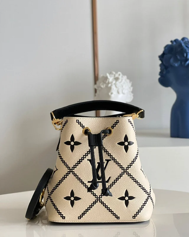 LV Must-Have Wardrobe Staple -Louis Vuitton NeoNoe MM Bag