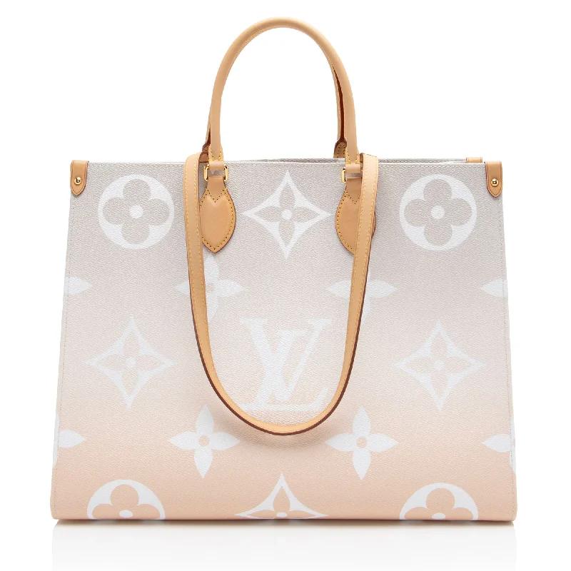 LV Black Bag -Louis Vuitton Giant Monogram Canvas By The Pool Onthego GM Tote (SHF-wxw5Qi)