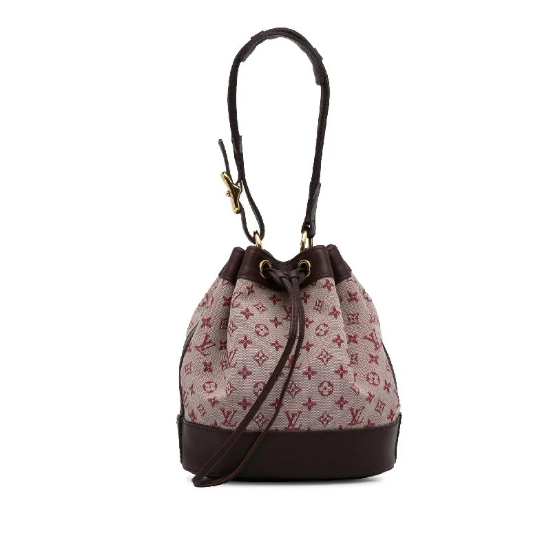 LV The Ultimate Style Icon -Louis Vuitton Monogram Mini Lin Noelie (SHG-tW8u2H)